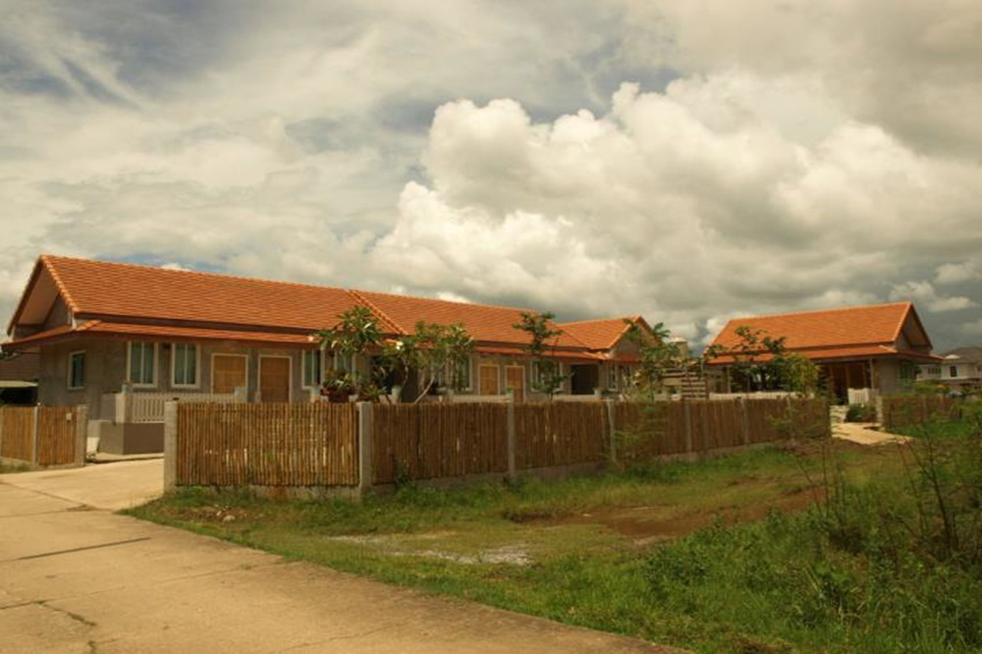 Sundara Guesthouse Nan Bagian luar foto